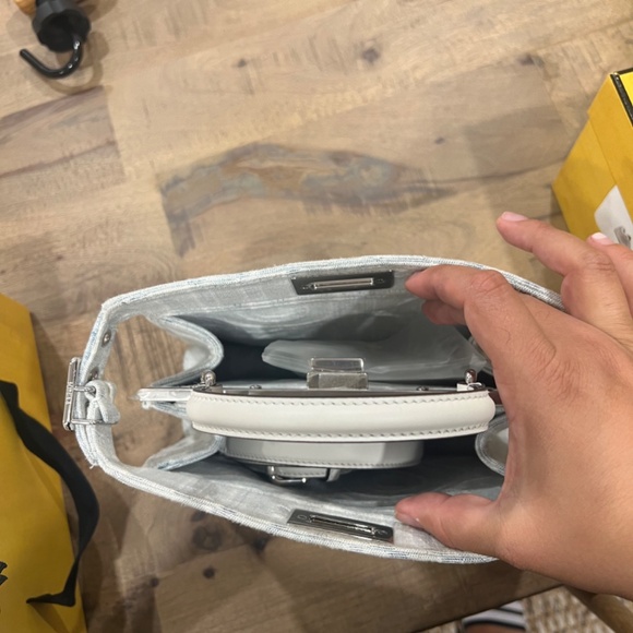 Fendi Peekaboo limited edition - Picture 3 of 6